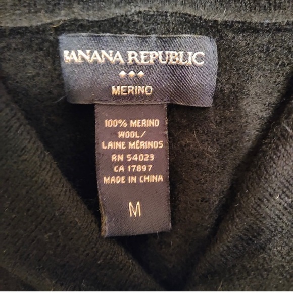 Banana Republic 100% wool sweater - Picture 2 of 7